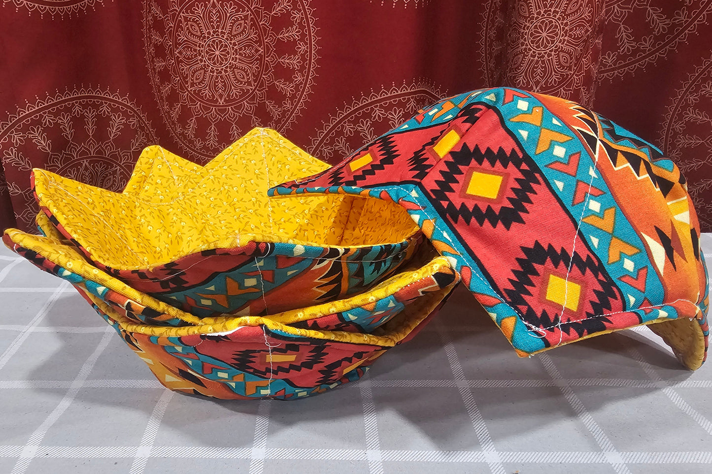 NATIVE/AZTEC (red & gold) COZY