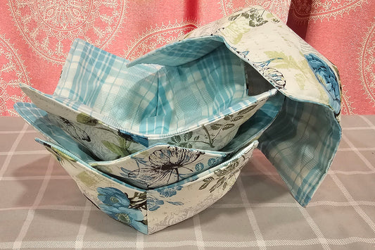 BLUE FLOWER/BUTTERFLY COZY