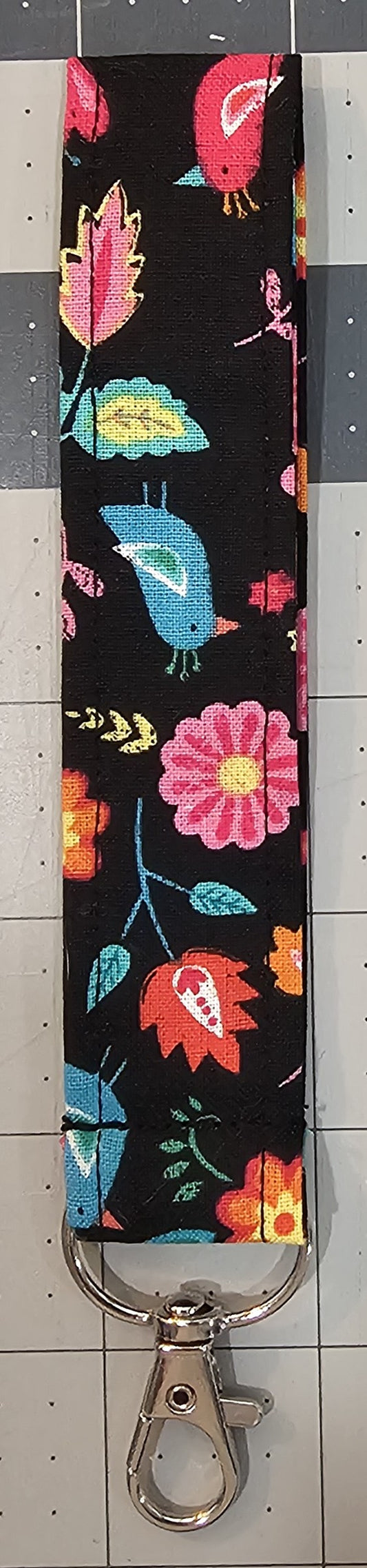 FLORAL WRISTLET